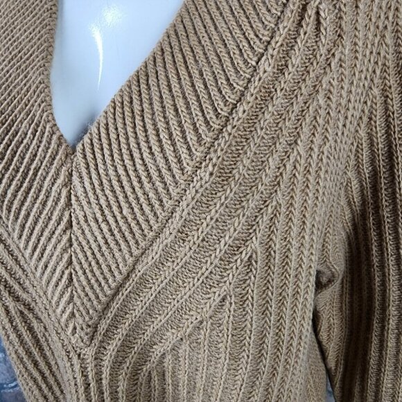 Banana Republic Deep V Neck Textured Pullover Wool Alpaca Sweater Camel Small - Picture 7 of 12